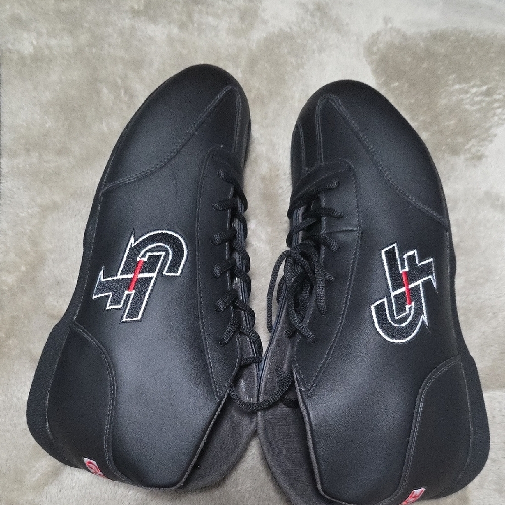 Men's Black Athletic Shoes